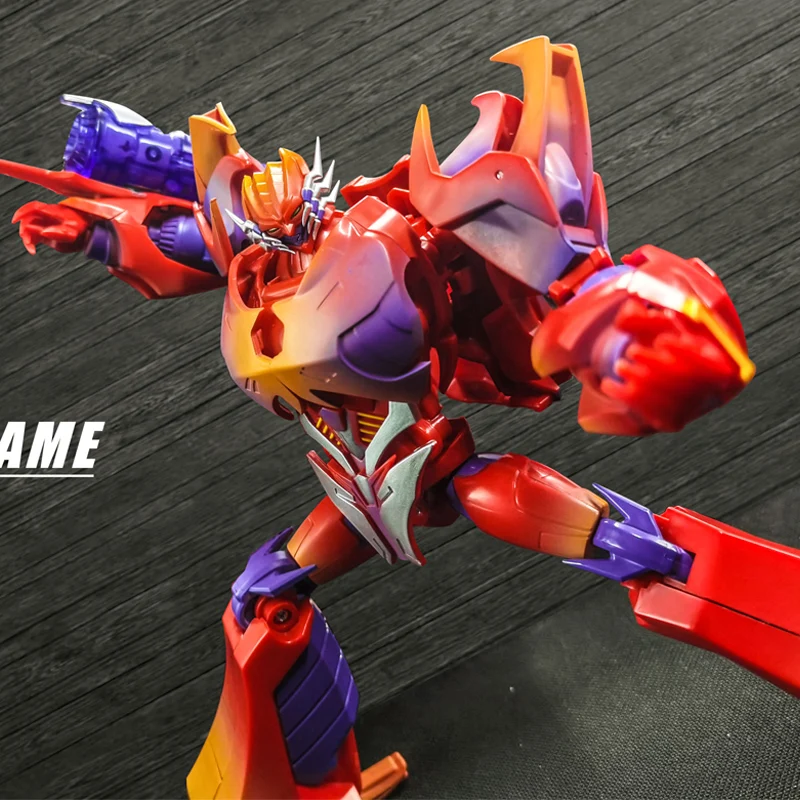 재고 있음 APC TOYS Bossy Flame Transformation TFP 메가트론 리더 사이클론 스네이크 벨 액션 피규어 모델 로봇 장난감 선물