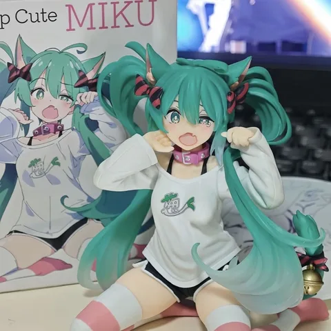 Фигурка Hatsune Miku от Bandai - коллекционная модель — детальный вид товара