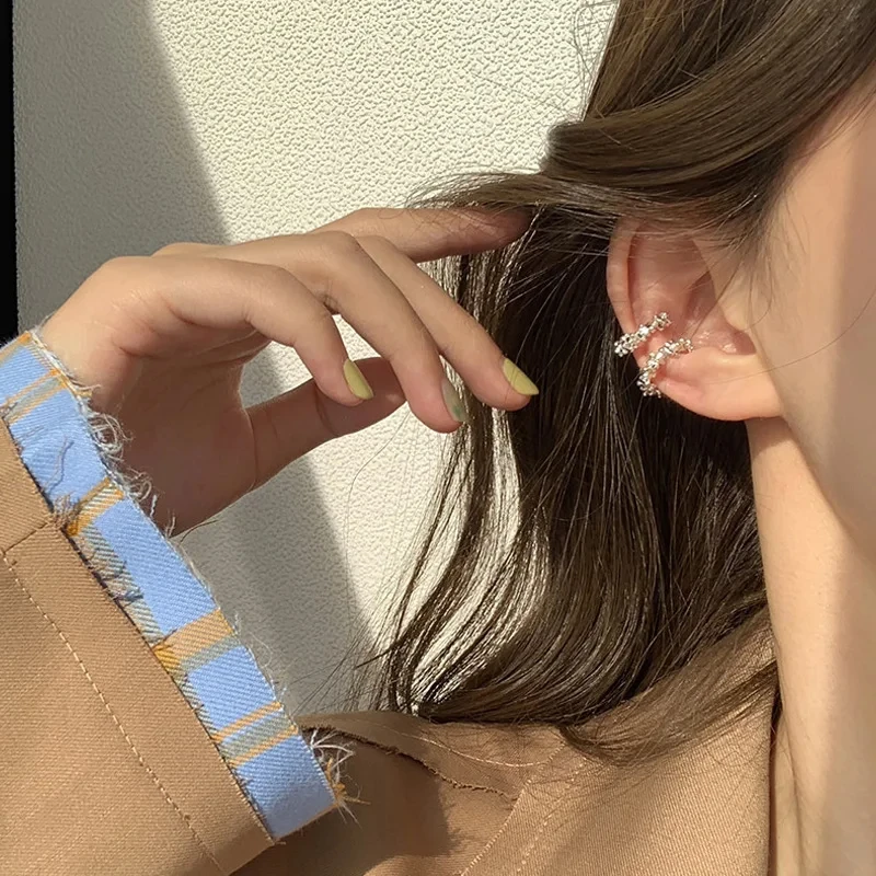 2023 موضة حساسة فضية اللون لطيف أقراط مشبكية الإناث مشبك الأذن الكفة لا الثقب وهمية الغضروف الأذن للنساء مجوهرات