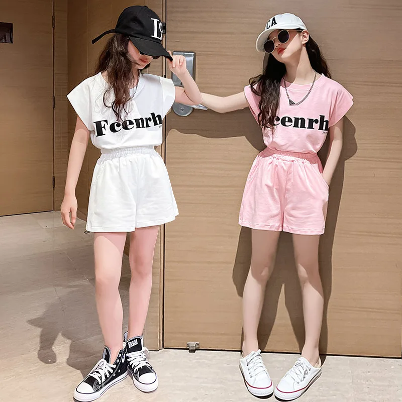 2024 Girls\' Summer Suit New spring Child Clothes Short-Sleeved Shorts Sports letters t shirt + half pants Teen Tracksuits Kids