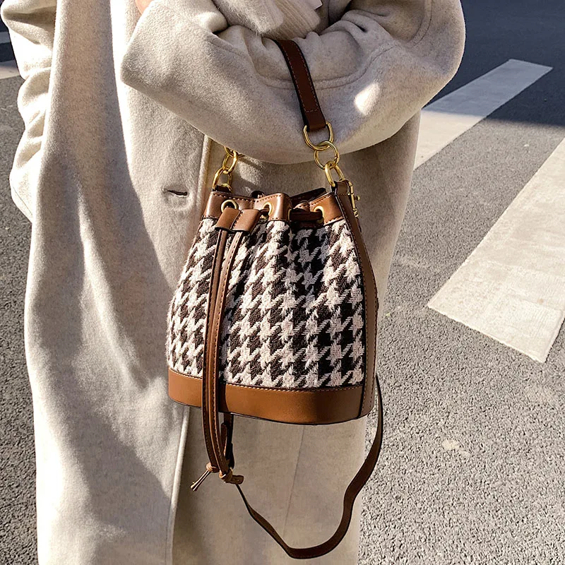 2022 Winter Woolen Houndstooth Shoulder Bag Fashion Bucket Bag Ladies Crossbody Bag For Women Designer Handbag Small Tote Bag