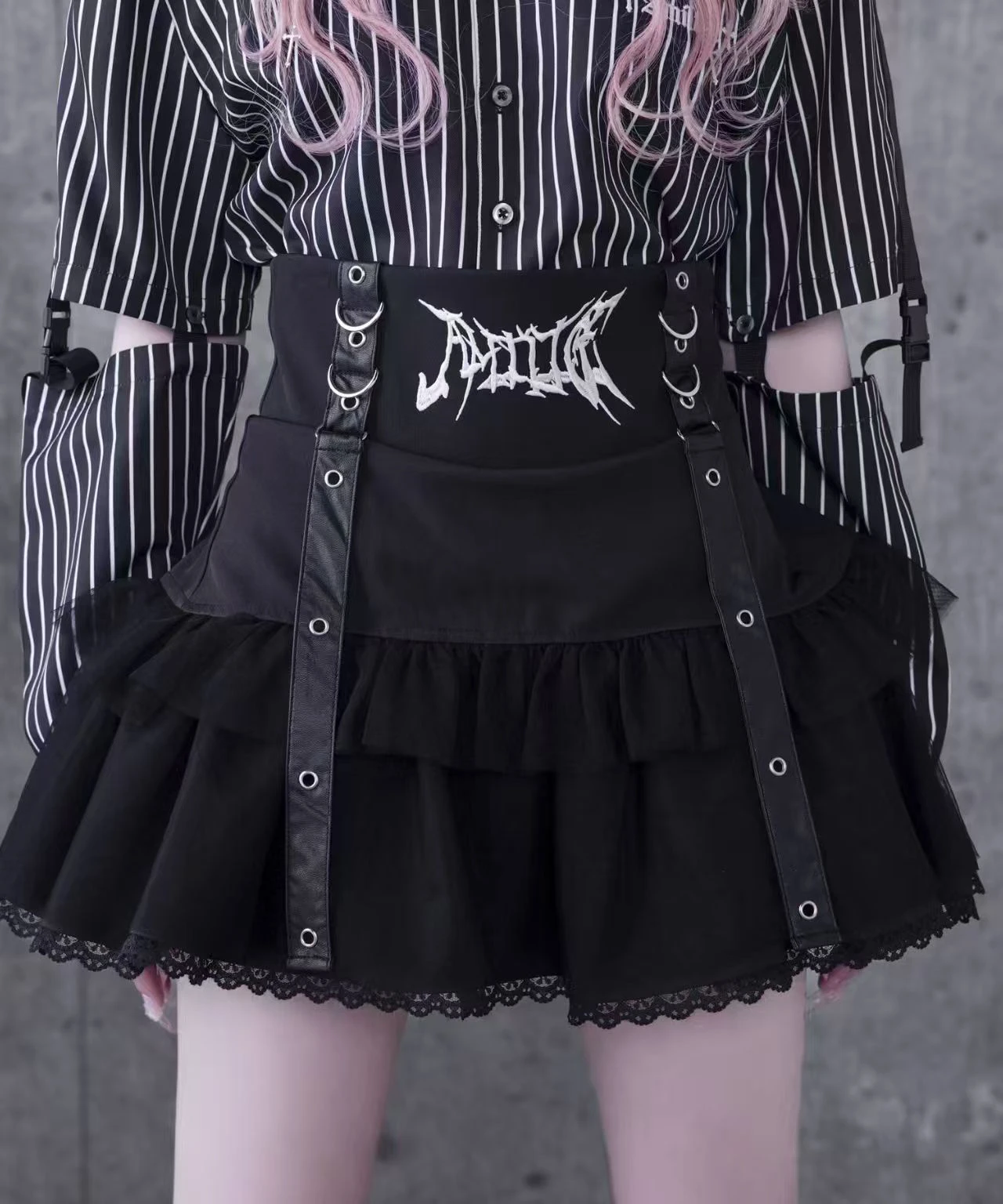 

Balck Skirt High Waist Embroidered Leather Buckle Half Skirt Women Elastic Waist Subculture Leather Buckle A-line Cake Skirt