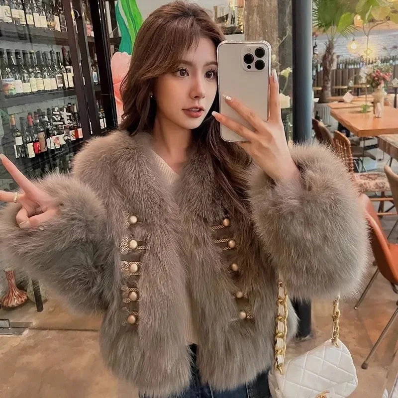 

2025 Femme однотонная верхняя одежда со свободным мехом, зимняя женская модная шуба из искусственного меха, женская элитная короткая плюшевая куртка с длинными рукавами в стиле ретро