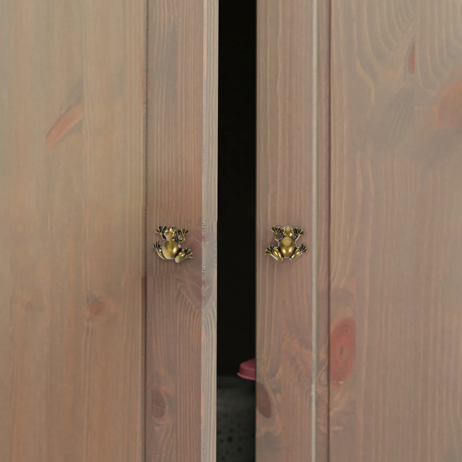 Frog Shaped Wardrobe Door Handle Cute Animal Decorative Cabinet Knobs Cartoon Furniture Drawer Pull Metal Pulls