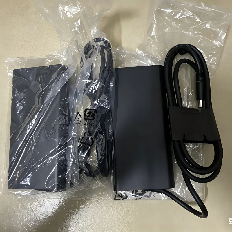 LA360PM230 New Original Alienware Alienware 360W GaN Power Adapter 19.5 V 18.46 A Small Size