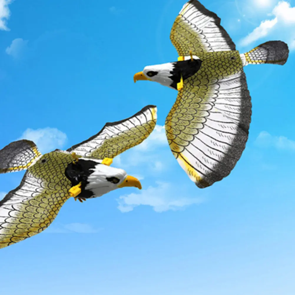 

2Pcs Electric Music Playthings Adorable Kids Supply Portable Glowing Children Accessory Flying Bird Toy