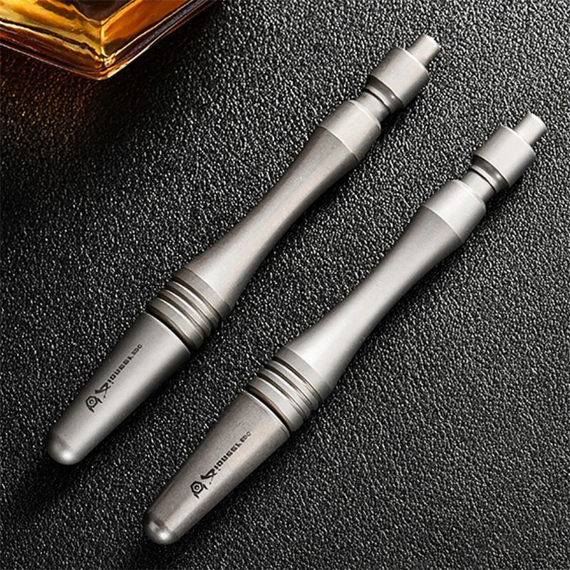 Titanium alloy mini ballpoint pen can extend the pen body, outdoor EDC can be used as a massage stick, portable portable pen