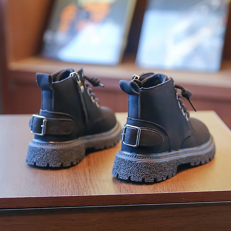 جديد 2025 ربيع الخريف أحذية أطفال طفل موضة حذاء من الجلد أحذية أطفال بنين بنات أحذية الأطفال لينة عدم الانزلاق قصيرة التمهيد #5