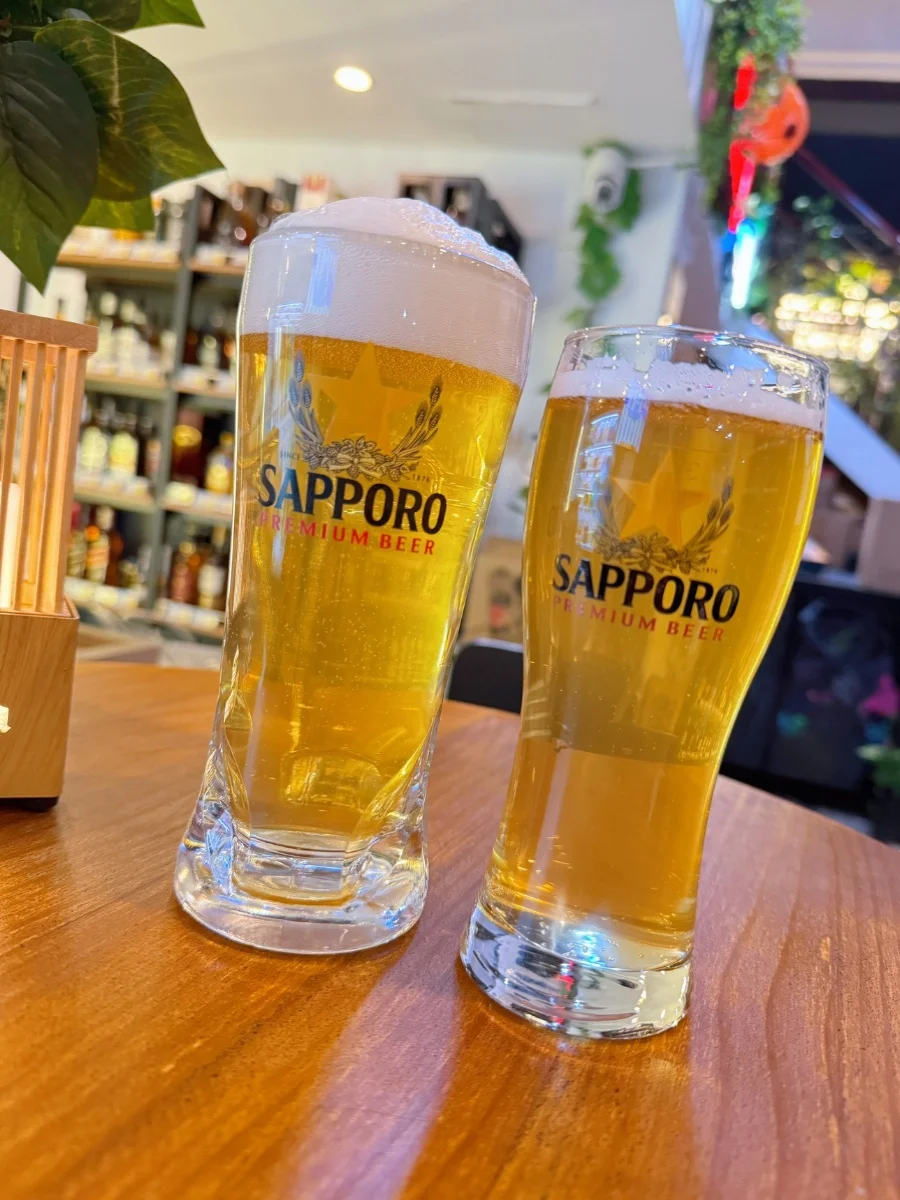 Vaso de Cerveza de Vidrio ueso Premium de Sapporo, Vaso de an Capacidad con Asa para Cerveza Artesanal, Bebida Directa, S...