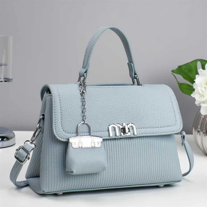 

2025 Новая высококачественная женская кожаная сумка через плечо, роскошный бренд, известный дизайнер, элегантная винтажная винтажная сумка Paris Premium Vibe ​