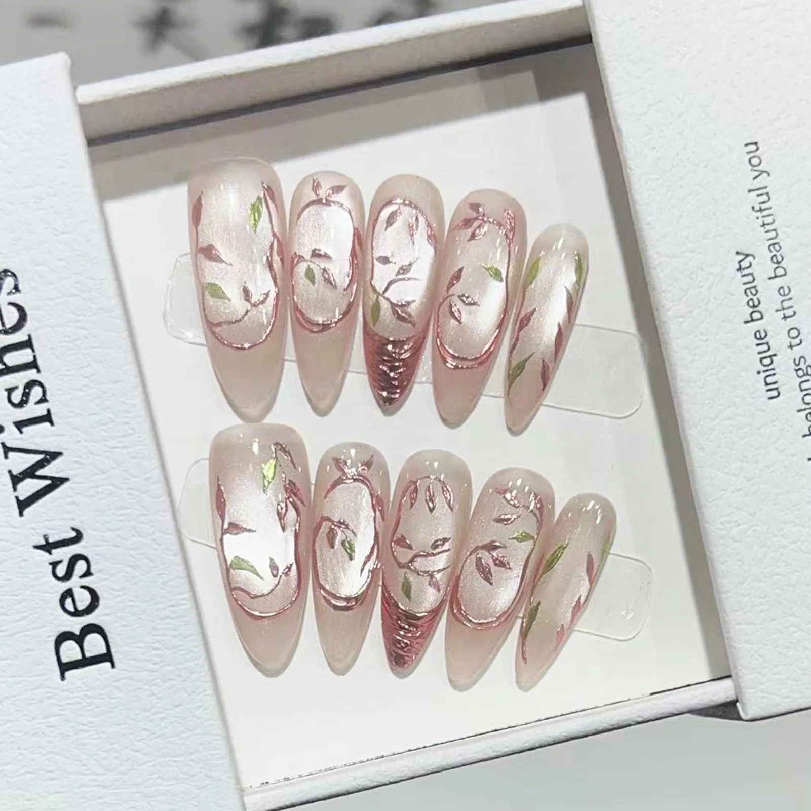 

10pcs Glossy Cat's Eye Handmade Press On Nails Long Almond Purple Flower Designs French Style False Nails Wearable Fake Nail