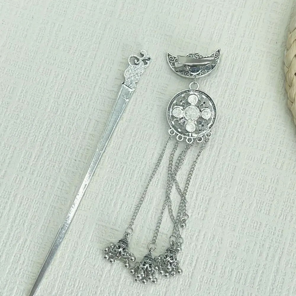 

Ancient Crescent Shape Tassel Hairpin Metal Chinese Style Ethnic Style Hair Stick Hair Accessories Silver Hanfu Hair Fork