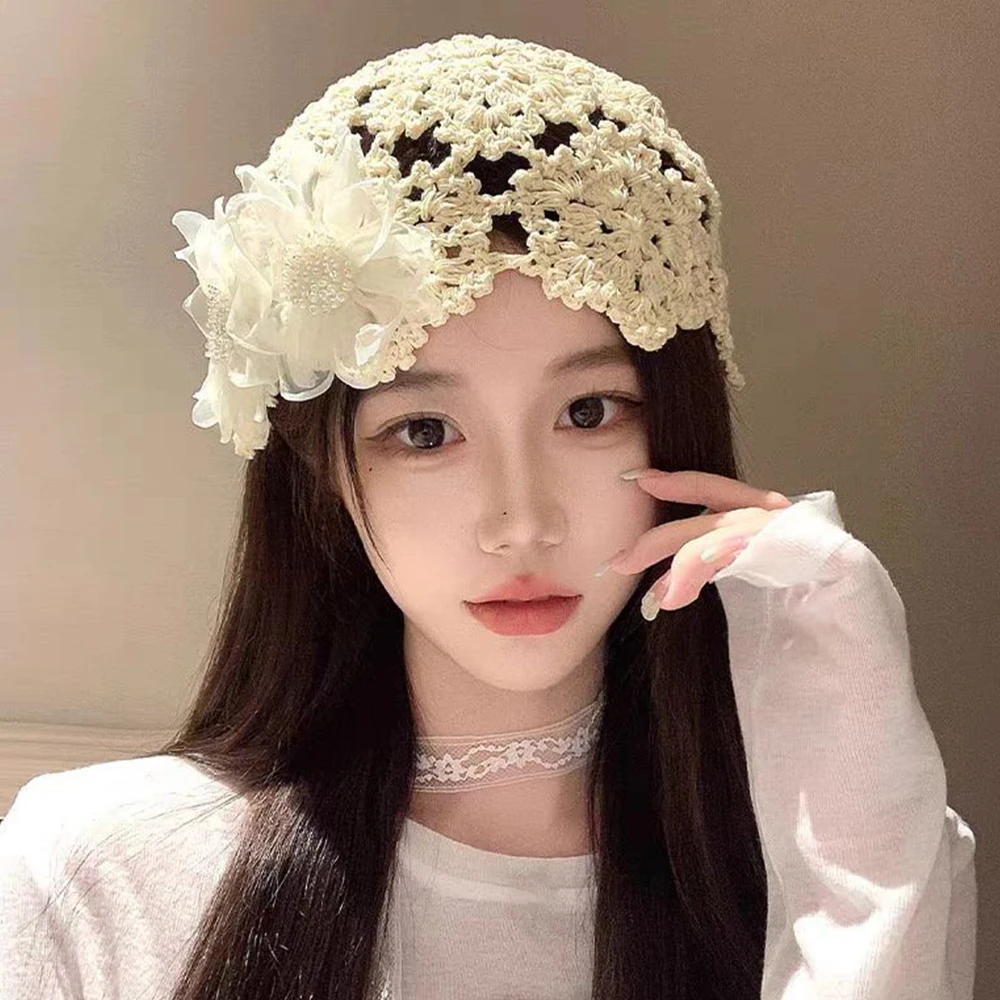 

Casual Fashion Pearl Flower Flowers Beret Cap Hand-Made Hollowed Out Knitted Hat Breathable Sweet Crocheted Hat for Women