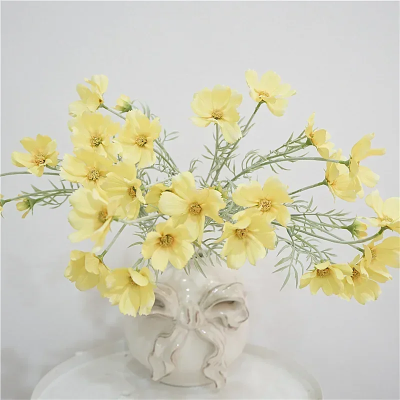 

3pcs Simulation Gesang Flowers Silk Fake Flower Green Plant Holiday Decorative Artificial Orange Pink Cosmos Bedroom Decoration