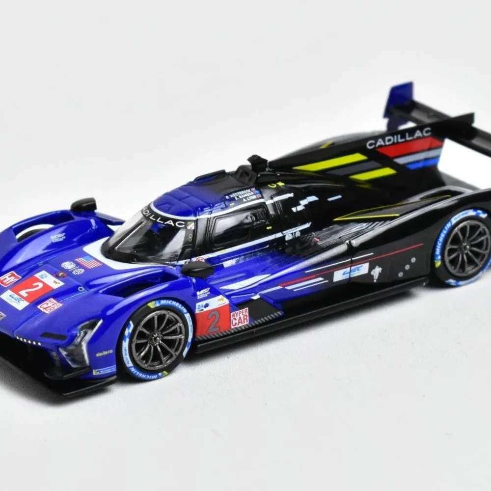 

MINIGT TSM 1:64 Souvenir 716 Collectible Diecast Model Car