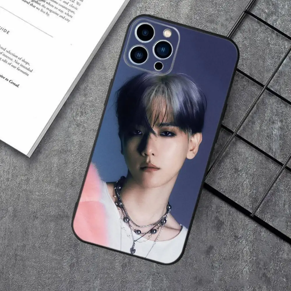 حافظة هاتف B-BaekHyun E-EXO لهاتف iPhone 16e,16,15,14,13,12,11,XS,XR,X,8,7,Pro,Max,Plus,mini غطاء أسود من السيليكون