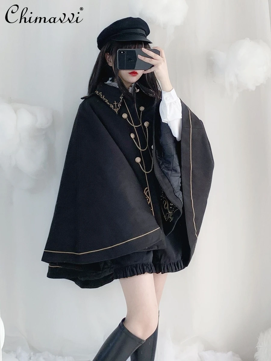 

Темный шерстяной плащ в японском стиле с лацканами в стиле ретро, вышитый лацкан, осень-зима, новое готическое милое крутое пальто для девочек, теплое толстое пальто