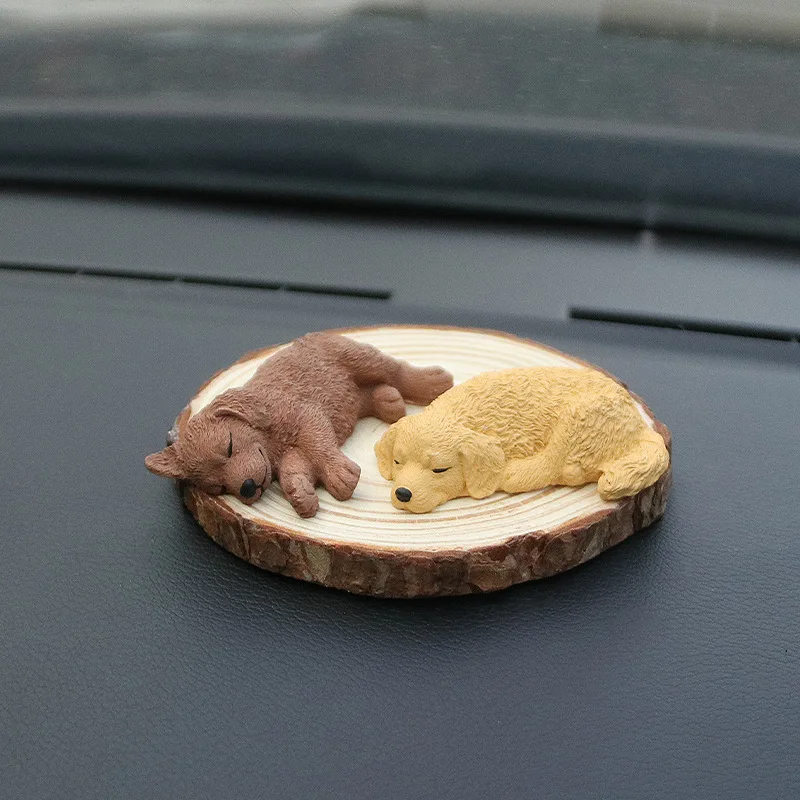 

Golden Retriever Car Ornament Creative Realistic Cute Puppy Diffuser Plaster Car-mounted Dog Car Front Decoration Aromatherapy