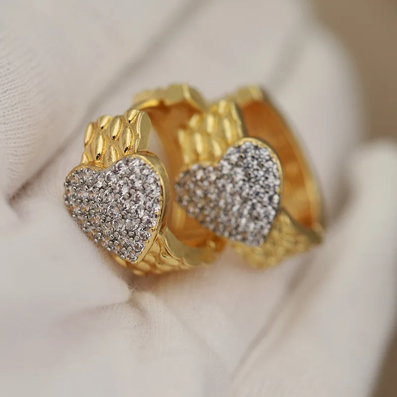 جديد البصر تصميم كريستال القلب وأقراط للنساء أزياء العلامة التجارية والمجوهرات الأقراط الكلاسيكية هدية