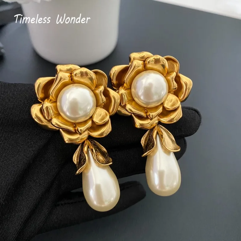 Timeless Wonder Fancy Glass Pearl Floral Clip on Earrings for Women Designer Jewelry Runway Rare Gift Luxury Cute 3152