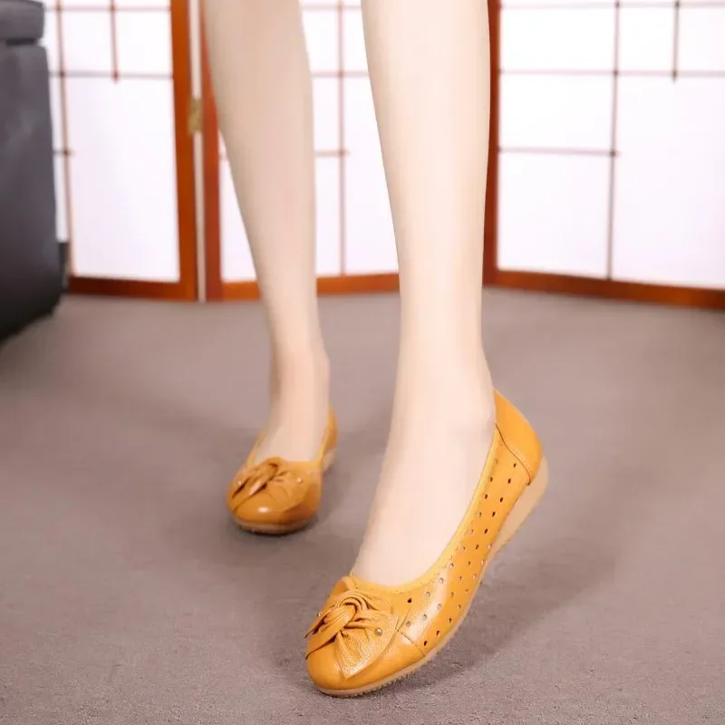 New Moccasins Women Flats Woman Loafers Genuine Leather Shoes Slip on Ballet Bowtie Women Flat Shoes Plus Size 34-43