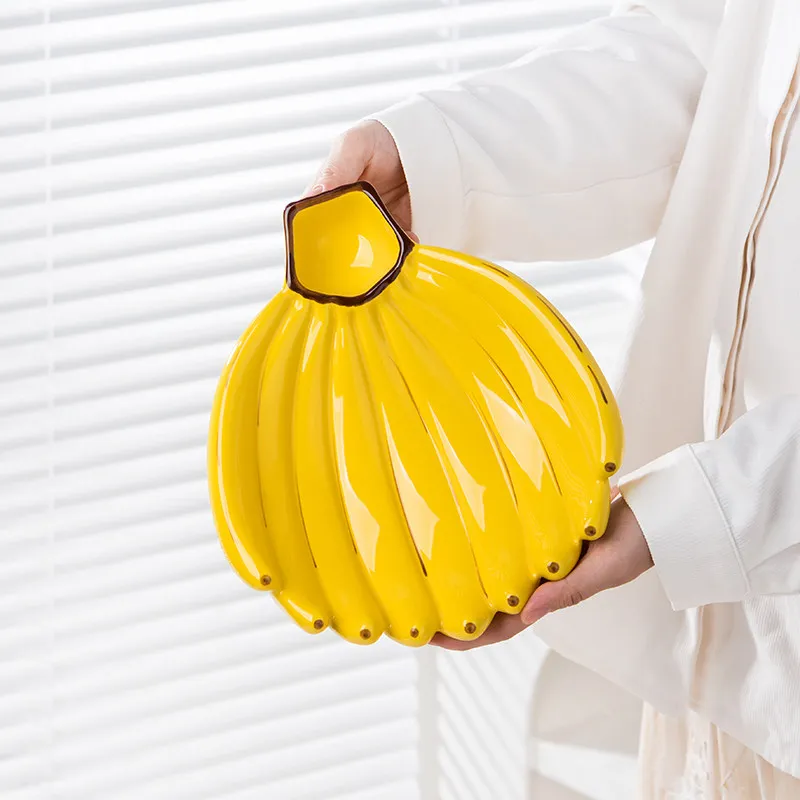 

3D Banana Ceramic Storage Plate Living Room Decoration Fruit Plate Snacks Nuts Candy Container Kitchen Tableware Accessories