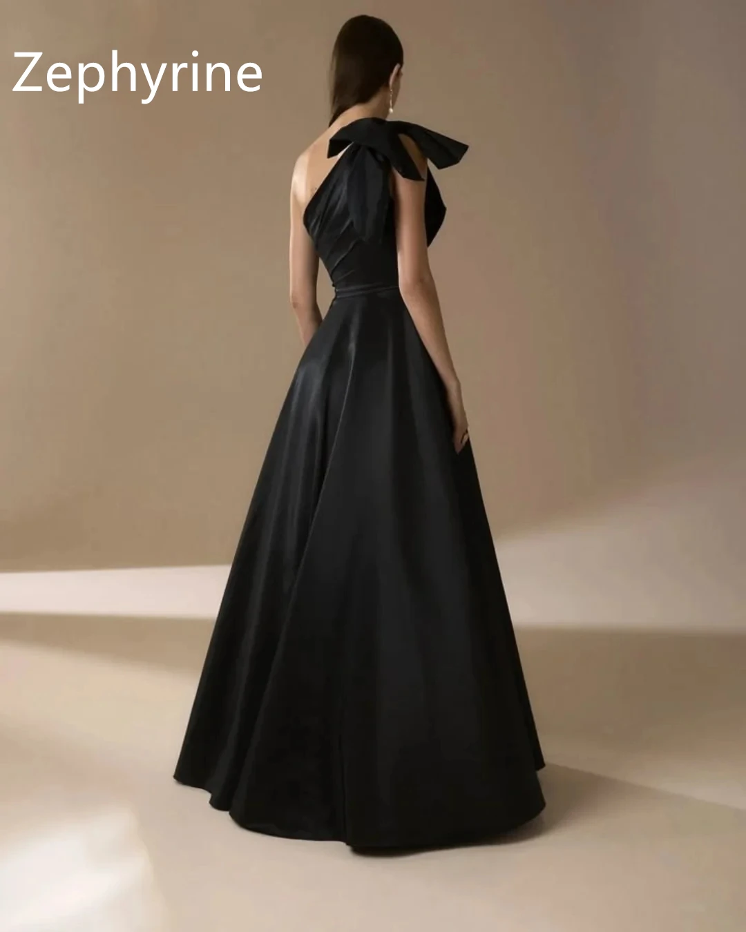 فستان سهرة مخصص بدون أكمام على شكل حرف a أسود جيرسي موضة بدون حمالات فساتين المشاهير بفيونكة أشرطة سباغيتي فساتين لحضور الحفلات الموسيقية