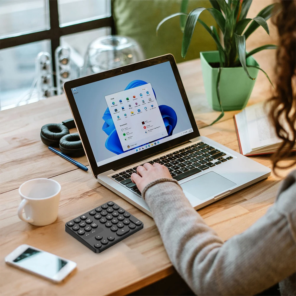 ミニワイヤレス数字キーパッド,35キー,2.4g,外部デジタルキーボード,ラップトップ,コンピューター,デスクトップ,PC, Macと互換性があります