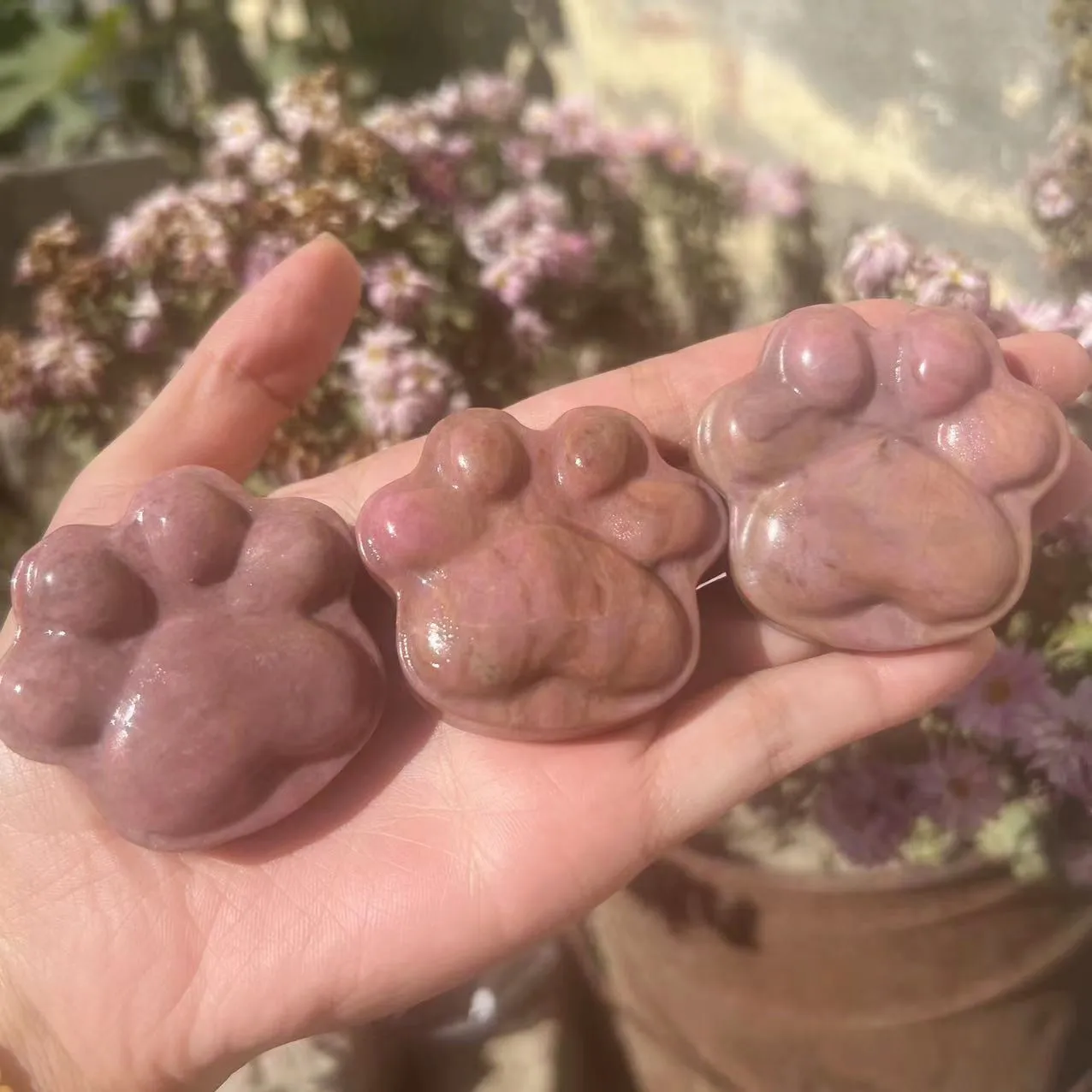 Natural rosy quartz Cat Paw Carving Quartz Crystal Healing Stone Blossom