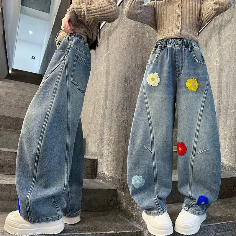 

Stylish Children Fashion Baggy Curved Jeans with Flower for Tween Girls Street Hip Hop Denim Pants Spring Autumn Kids Trousers