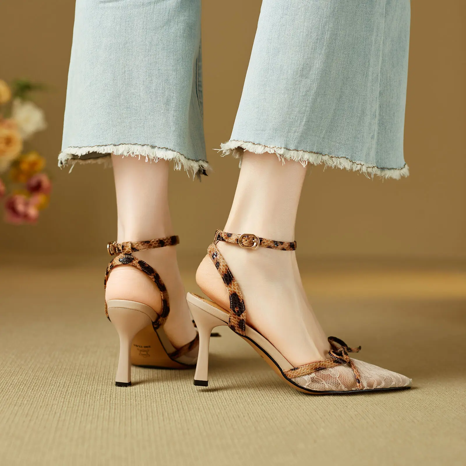 

Женская обувь, современные сандалии для вечеринок, женские сандалии 2025 Super Prom, женские туфли из натуральной кожи на каблуке