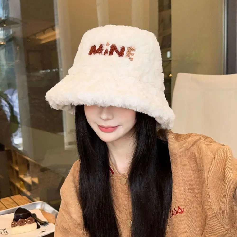 Cozy Polyester Women Bucket Hat Fleece Lining One Size Fuzzy Winter Hat Embroidered Design Warm Fisherman Basin Cap Girls