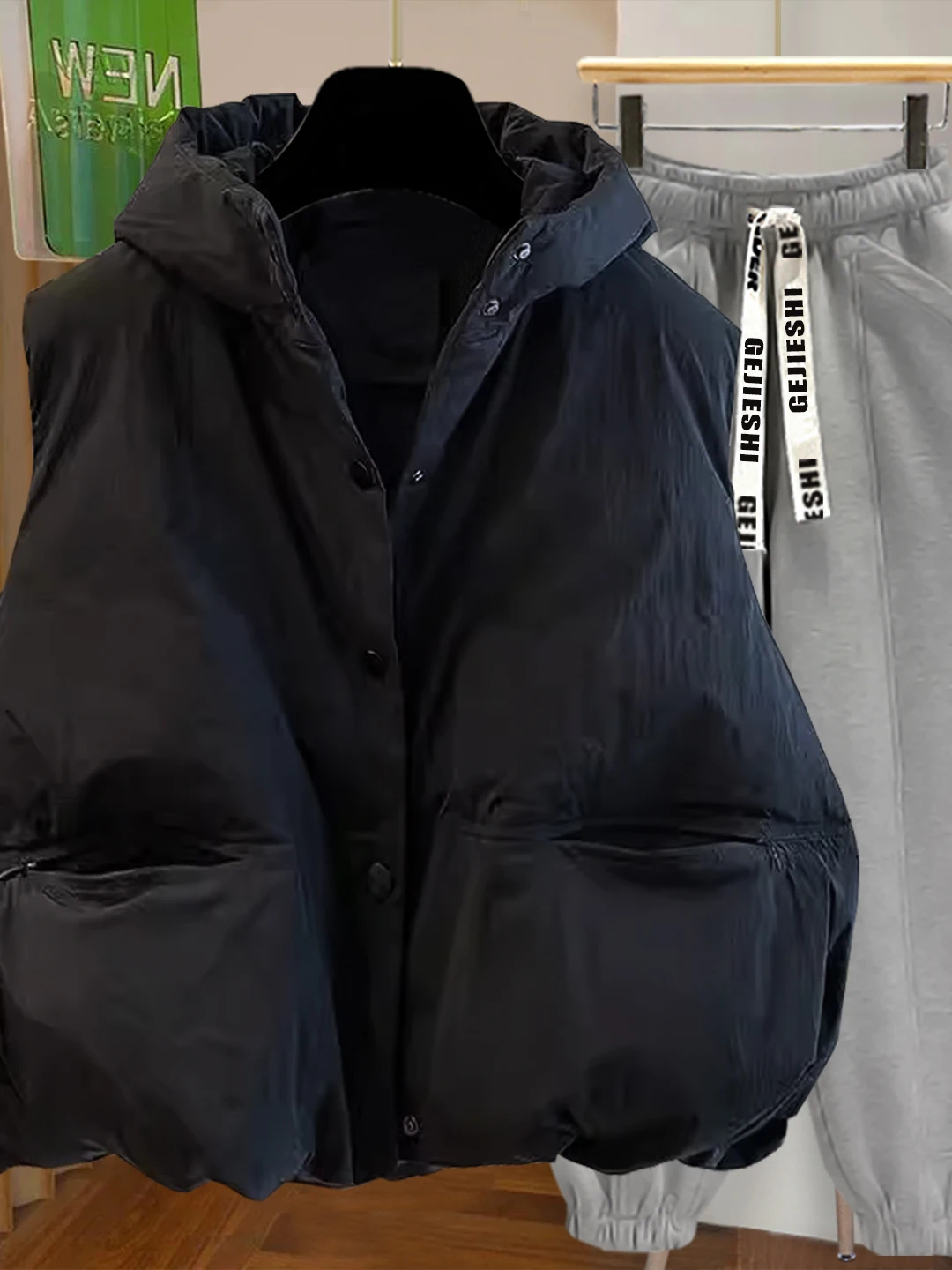 

Свободный бархатный жилет с капюшоном, очень теплый, молодежный, на каждый день, с застежкой на пуговицах, цветной