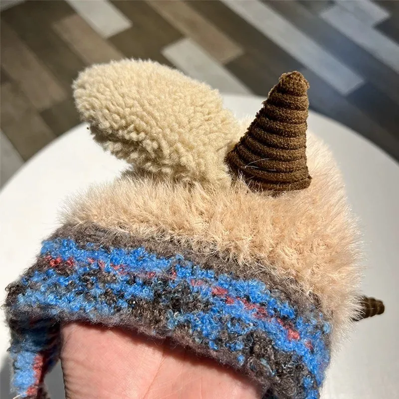 لطيف سميكة أفخم محبوك قبعة الفتيات شتاء دافئ سدادات حماية الأذن قبعة صغيرة المرأة مريحة القرن البلوز القبعات