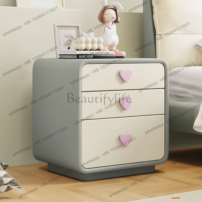 

Минималистичная прикроватная тумбочка для спальни с тремя ящиками, милая, креативная, маленькая, из массива дерева, для хранения вещей