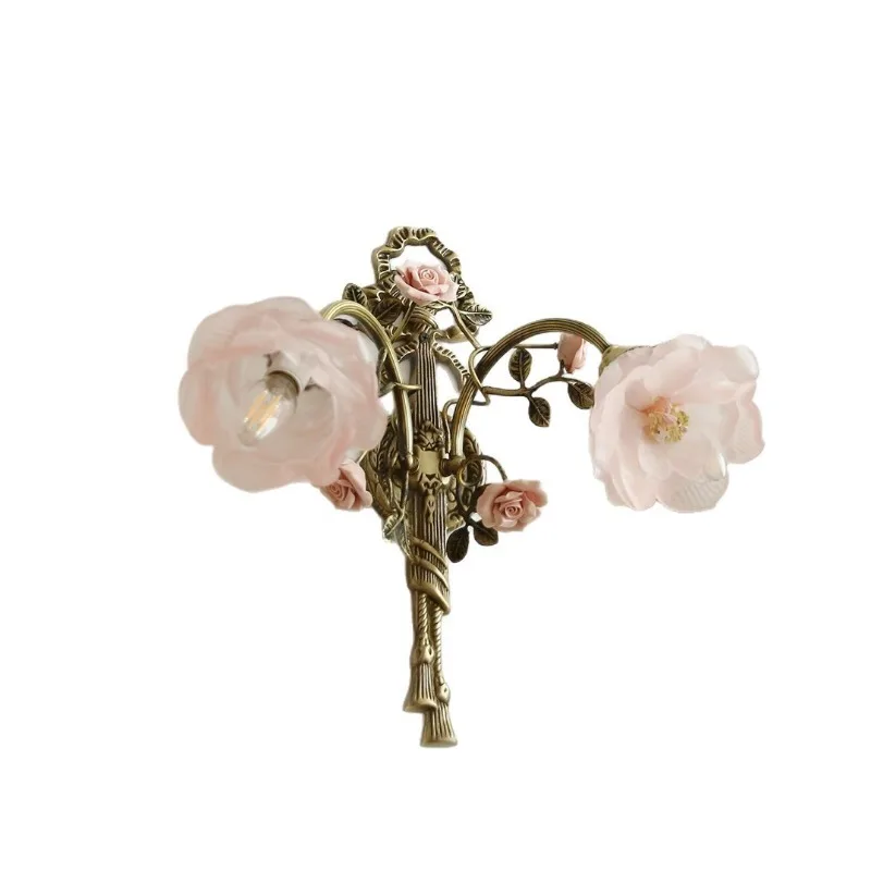 

Full copper French pastoral natural wind bedroom wall lamp retro romantic rose flower living room background wall bedroom