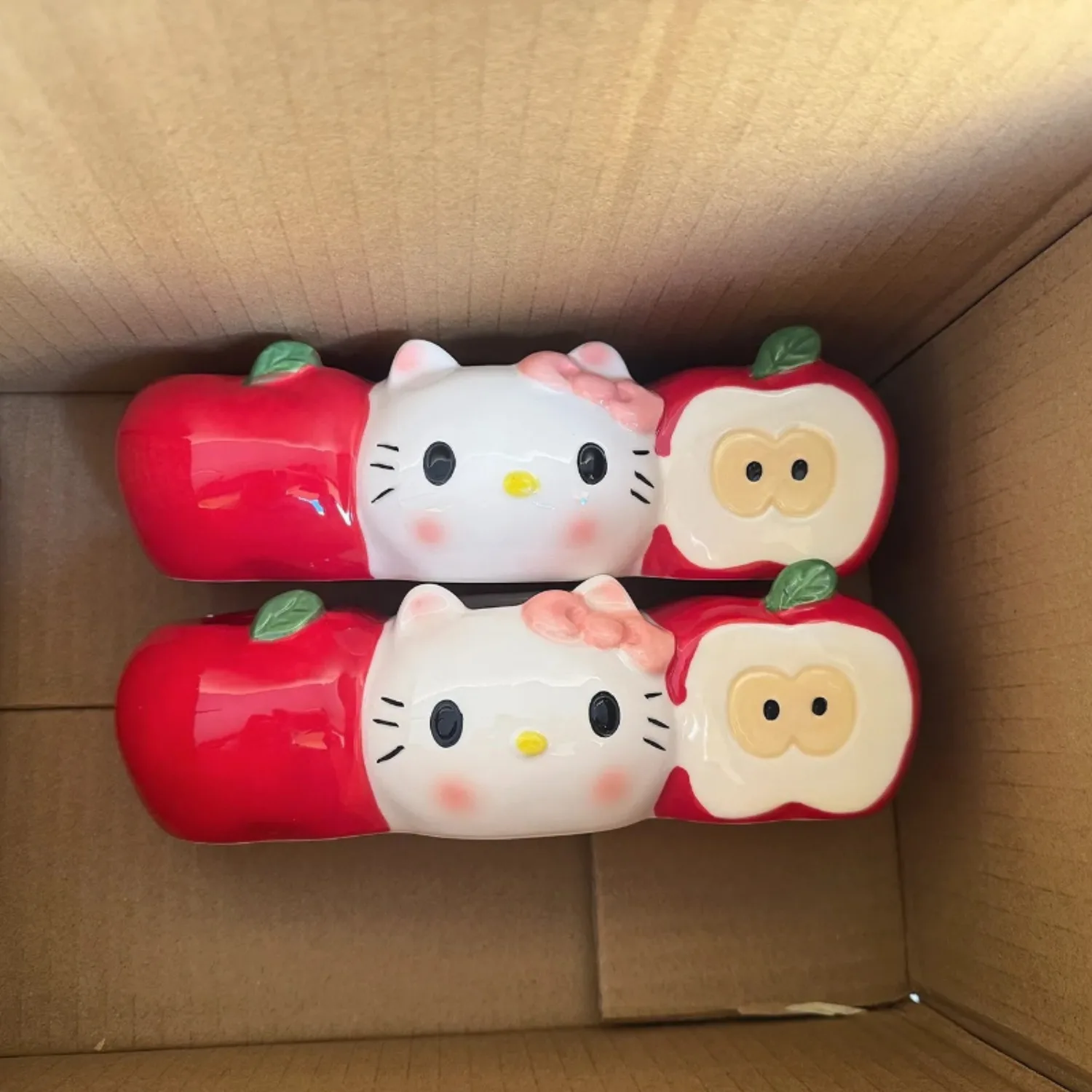 Anime Sanrio HelloKitty Ceramic Electric Toothbrush Stand Couple Bathroom Counter Storage Cute Kawaii Cartoon Holiday Gifts view 6