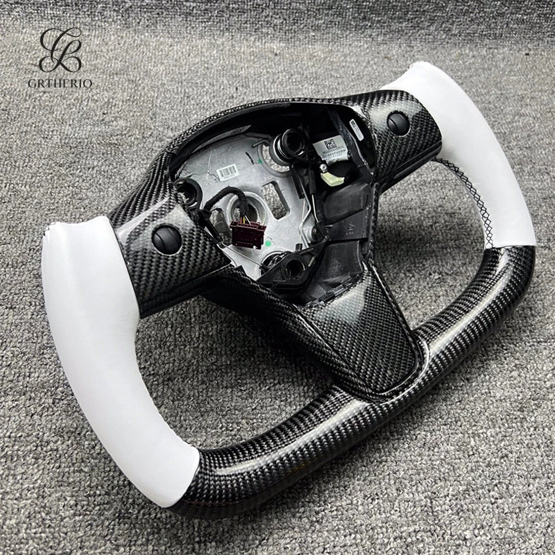 

Suitable for Tesla Yoke steering wheel factory modification model Model 3/YX carbon fiber modified