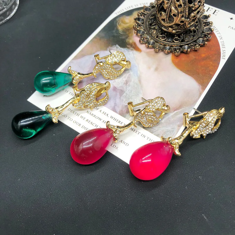 

European and American fashion classic red and green drip earring