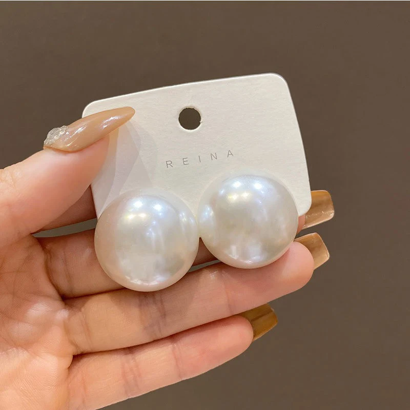 25MM Big Simulated Pearl Stud Earrings For Women White Color Simple Half Round Imitation Pearl Earrings For Women Gift