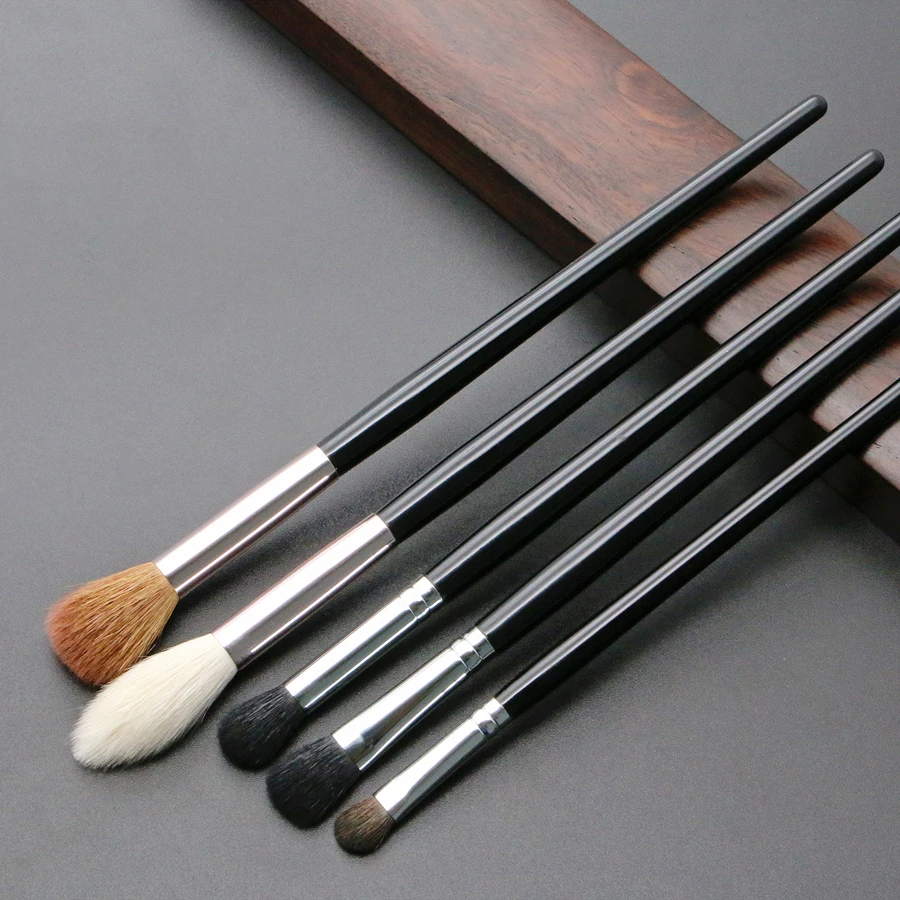 Highlighter Makeup Brushes Blush Natural Hair High Quality Eye Shadow Blender Contour Eyebrow Eyeshadow Make Up Brush