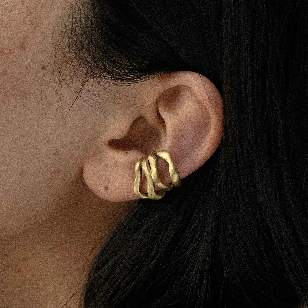 

AIKOER Minimalist Line Hollow Earclip Stainless Steel Stackable Earclip Women's Accessories Party Gift