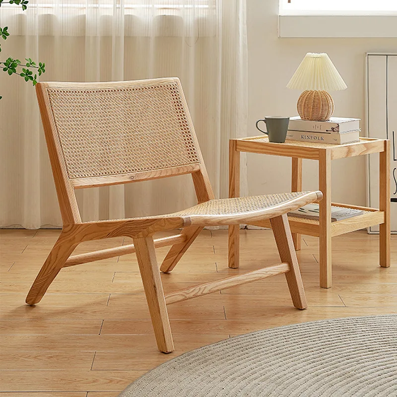 

Винтажный балкон из цельного дерева, кресло для отдыха из ротанга, винтажное кресло для домашней гостиной, одно кресло-качалка для проживания в семье на открытом воздухе