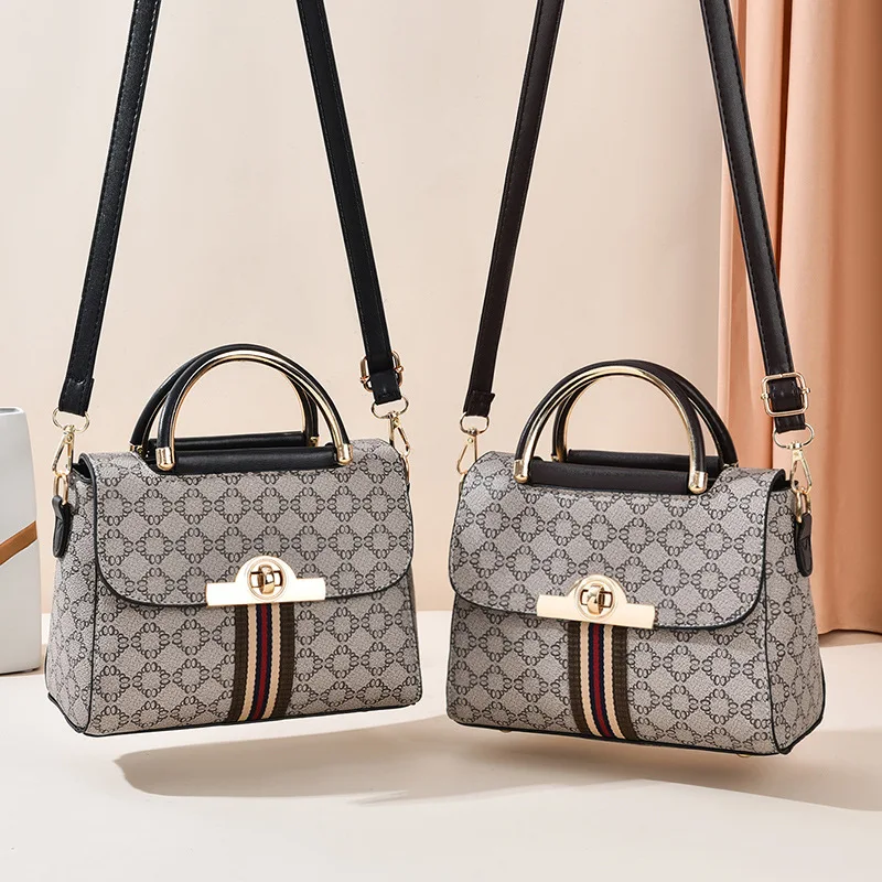 

High-end textured women's bag, new fashion casual versatile retro handbag, shoulder bag, and crossbody bag, large capacity