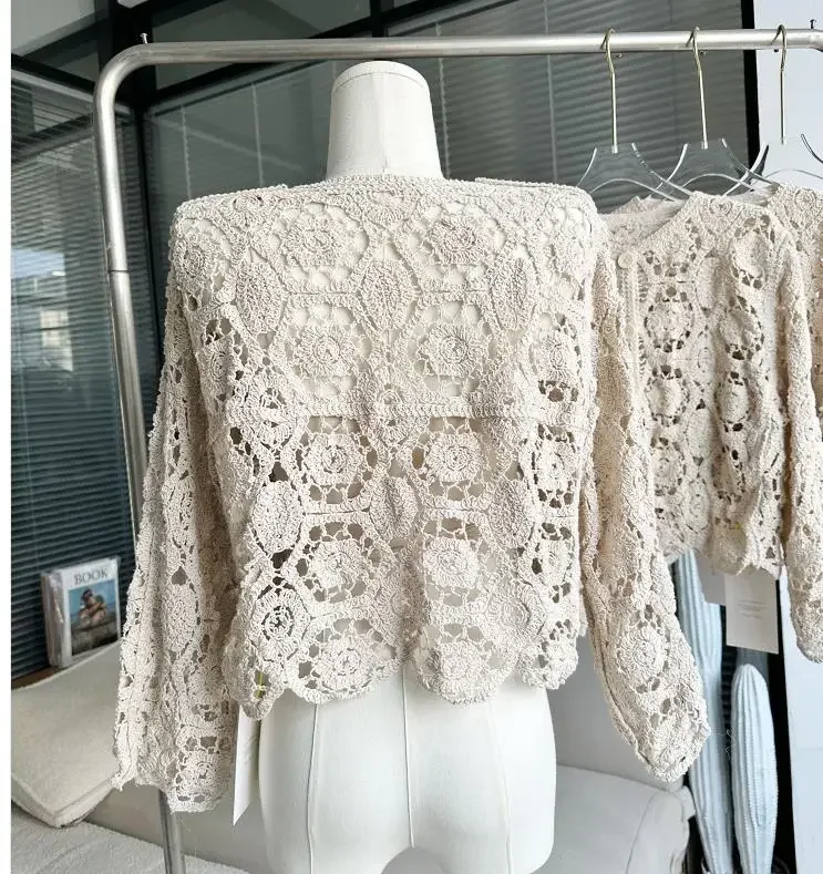 قمصان نسائية مجوفة من الكروشيه قمصان نسائية صيفية أنيقة بفتحات