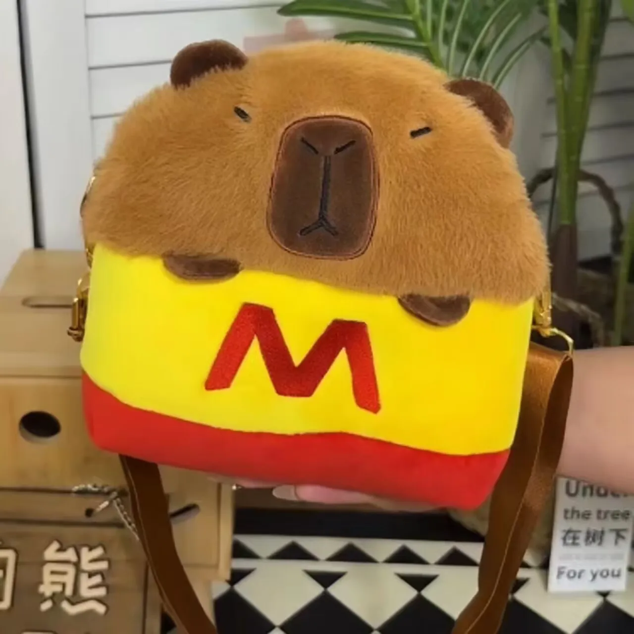 Capybara Plush Backpack Kawaii Fashion Plushie Doll Fur Bag Children\'s Bag Shoulder Bag Mini Knapsack Bags Gifts For Girlfriend