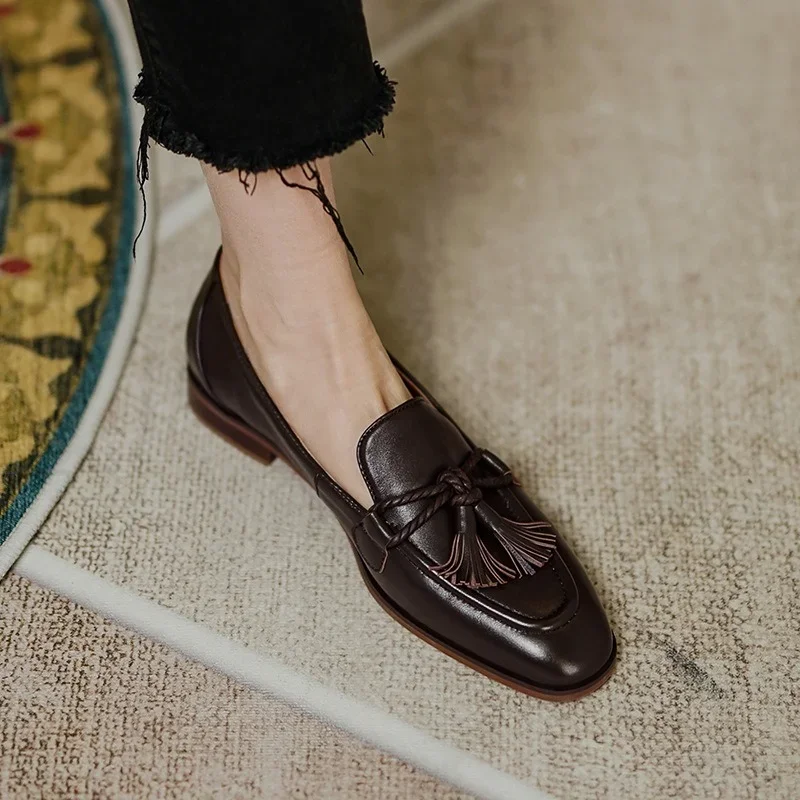 Retro brytyjski styl kwadratowa główka damskie mokasyny buty 202 letnie w nowym stylu frędzle wygodne pojedyncze buty damskie brązowe buty