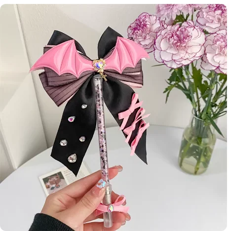 1pcs Original Snow White Ribbon Lace Butterfly Bow Float Tassel Pendant Oil Flowing Sand Pen Knife