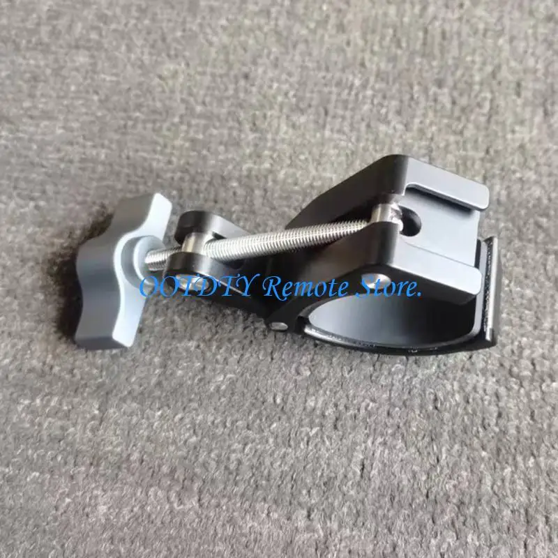 

Зажим для камеры Крепление на круглый стержень с переходником с винтом с двойной резьбой от 1/4"-20 до наружной резьбы 1/4"-20 и