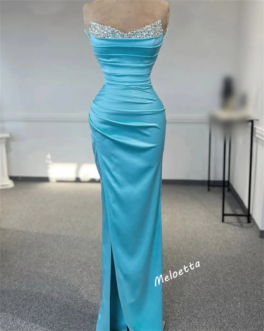 Robe de soirée de luxe personnalisée, plissée, paillettes, strass, col en cœur, longue, sur mesure, pour occasions élégantes, fête de mariage